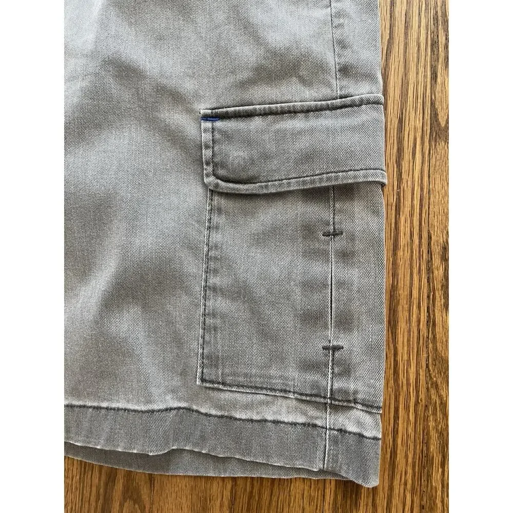 Lot of 2 Tommy Bahama Shorts Mens 42 Gray Khaki Chino Flat Front Stretch Casual